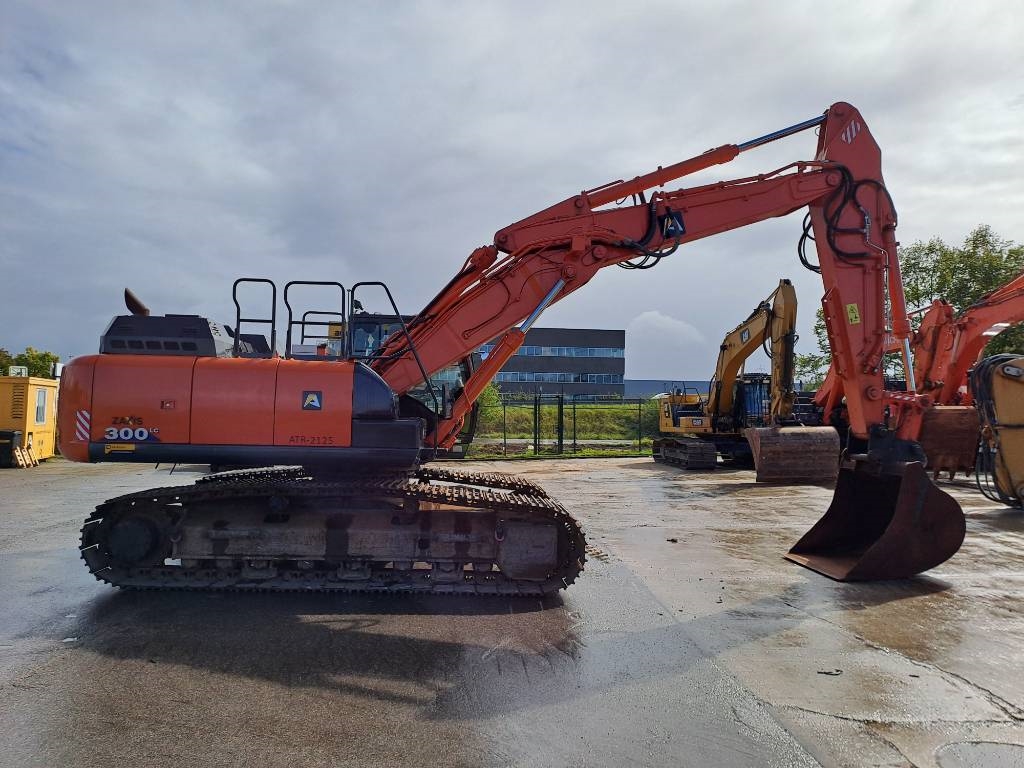 Hitachi ZX 300 LC-6 2018 ATR-2125 ZX 300 LC-6 2018 1 Crawler Excavators image 5