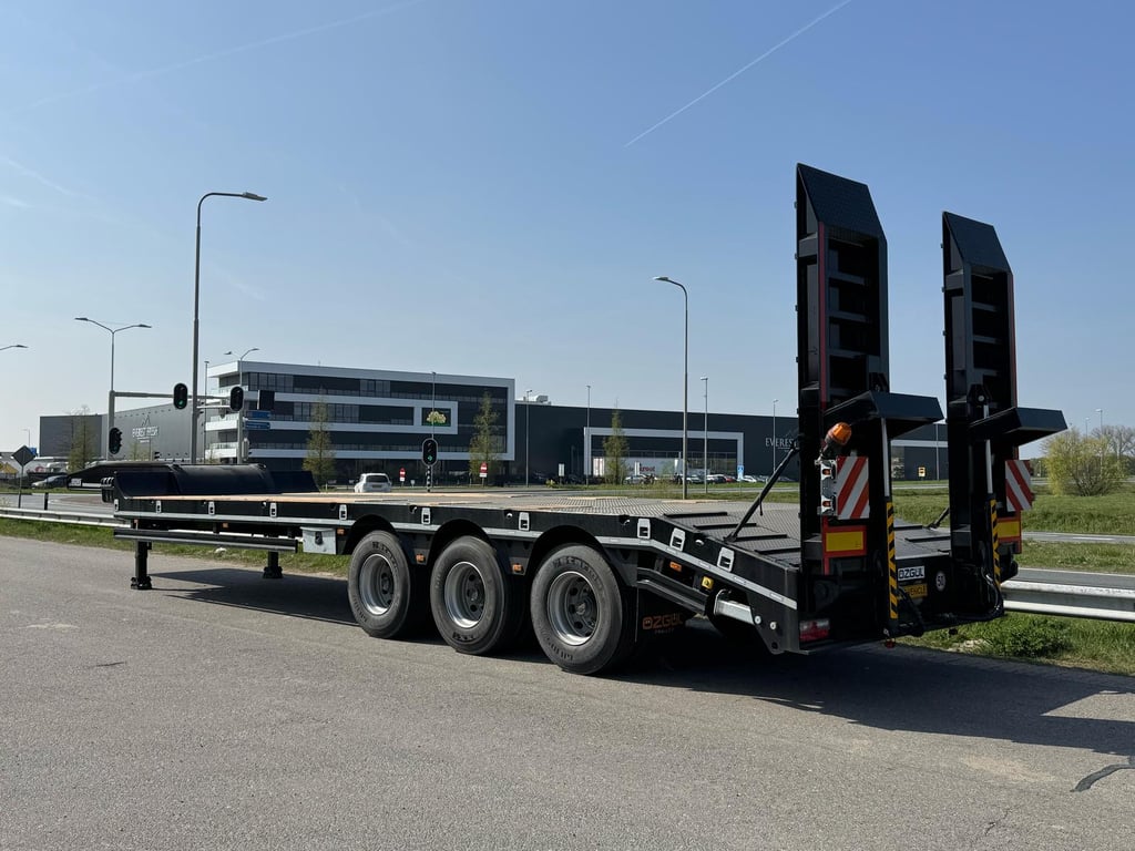 Ozgul 60 Ton 3 axle - LW3 AFR FIX 2024 00032342 OZGUL 60 Ton 3 axle - LW3 AFR FIX 2024 0 image 3
