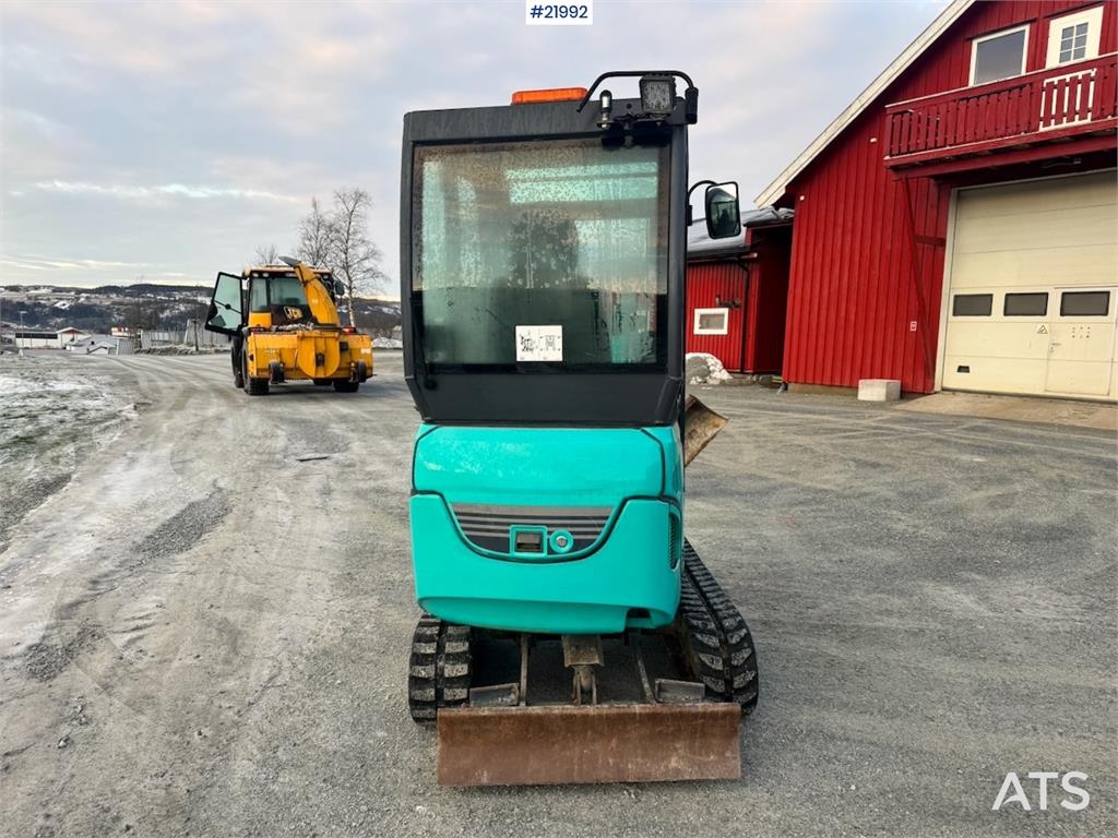 Kobelco SK18 Mini excavator w/ Powertilt, 3 buckets, rippe 2016 21992 SK18 Mini excavator w/ Powertilt, 3 buckets, rippe 2...