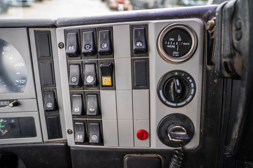 MAN FE 310A-4X4+ATLAS 105.1 A3 2002 E63886 FE 310A-4X4+ATLAS 105.1 A3 2002 1 image 15