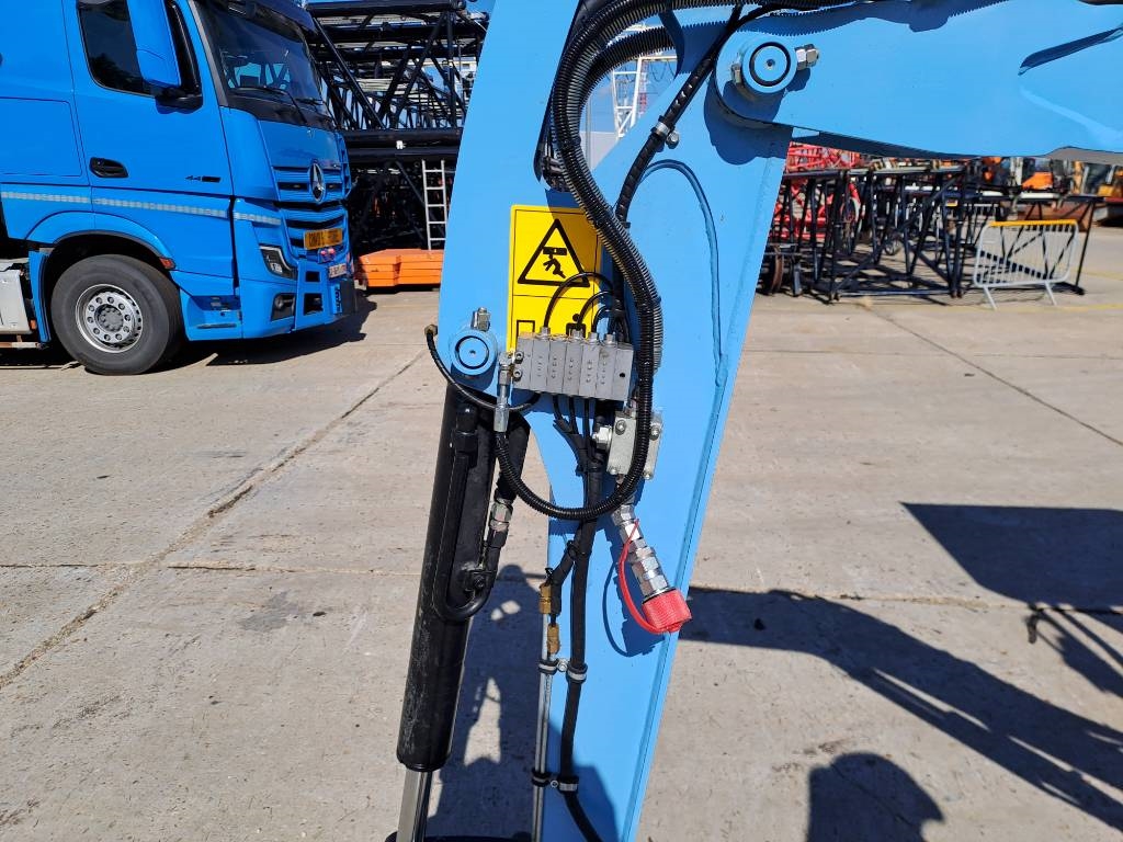 Sany SY19E Electric (3 Buckets) 2023 ATR-1992 SY19E Electric (3 Buckets) 2023 1 image 7