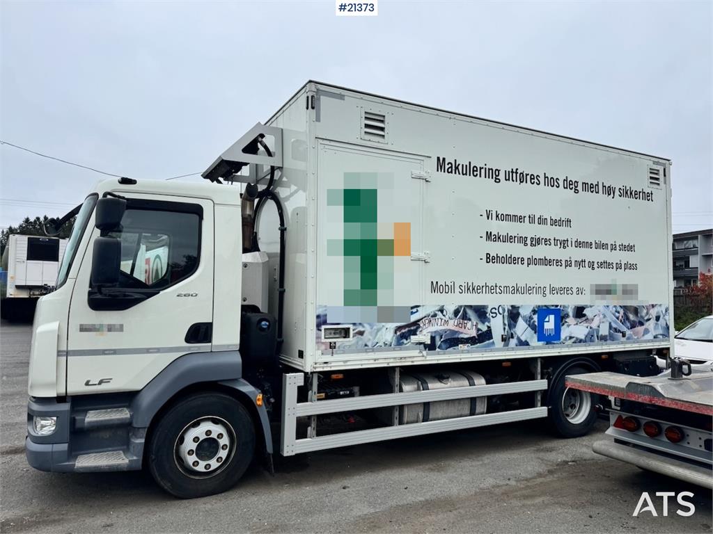 DAF LF260 Shredder Truck. 37,000 km! Must See! 2020 21373 DAF LF260 Shredder Truck. 37,000 km! Must See! 2020 1 image 9