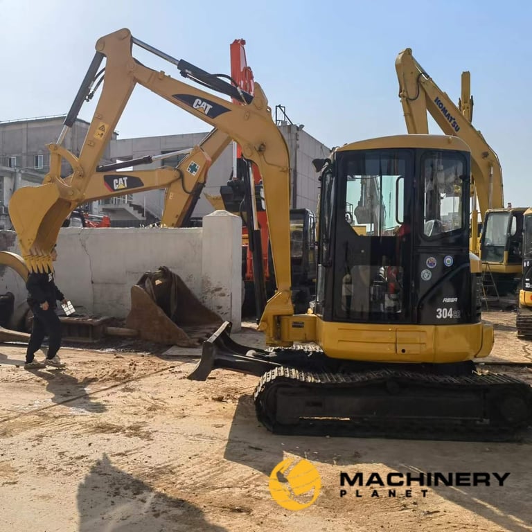 Mini used Caterpillar 304 Crawler excavator Caterpillar 304 2021 1 image 2