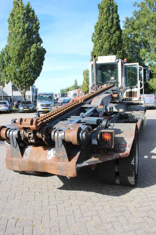 Terminal Tractor Terberg YT222 Diesel 222hp 2008 2008 Terberg YT222 2008 1 image 5