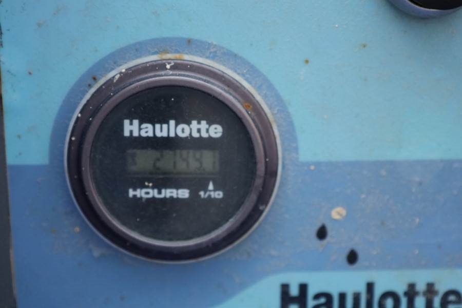 Haulotte H15SXL Diesel, 4x4 Drive, 15m Working Height, 500k 2008 HAULOTTE - H15SXL - 50002 H15SXL Diesel, 4x4 Drive, 15m W...