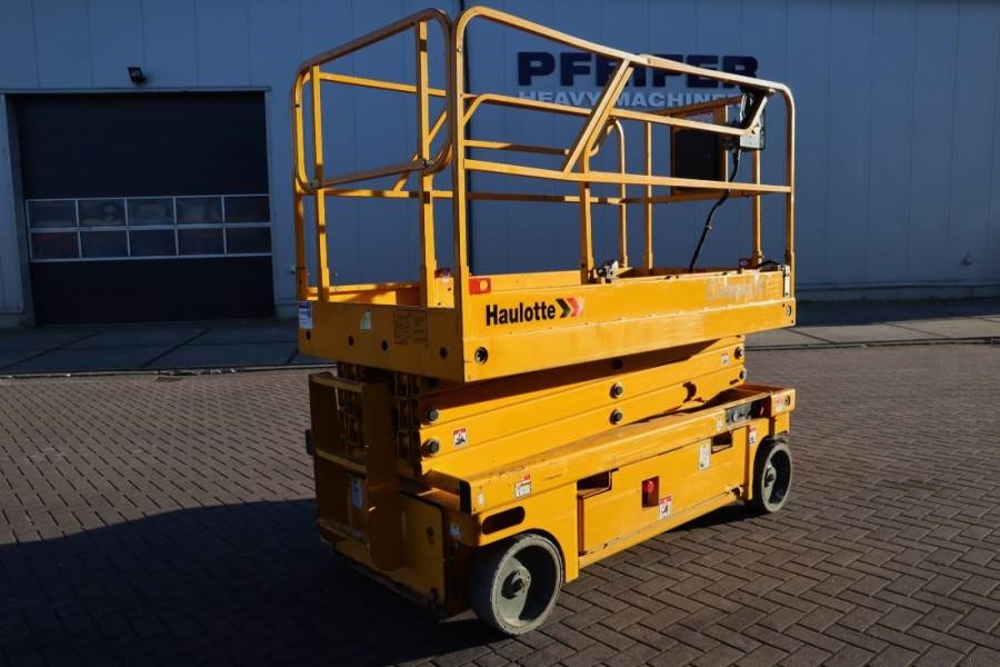 Haulotte Compact 10 Electric, 10m Working Height, 450kg Cap 2011 HAULOTTE - Compact 10 - 61861 Compact 10 Electric, 10m Wo...