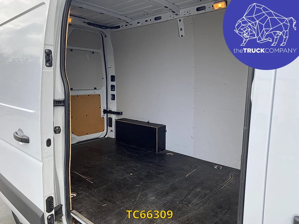 Nissan Interstar 130.35 L2H2 2023 TC66309 Interstar 130.35 L2H2 2023 1 image 13