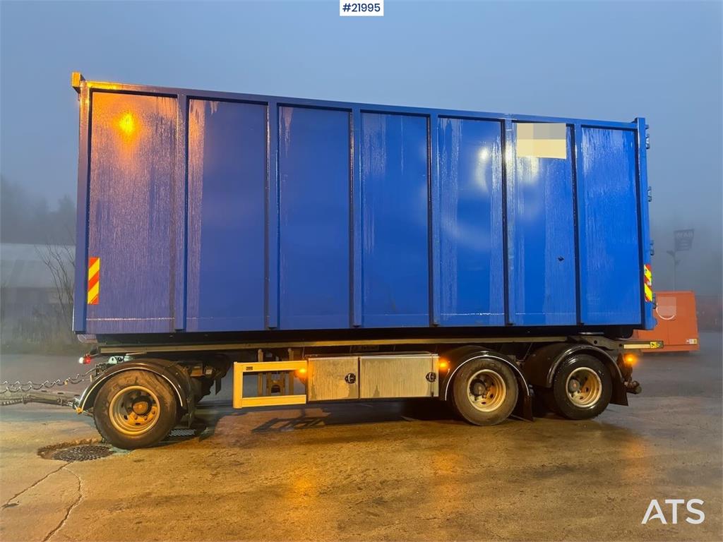 Istrail hook trailer with tipper 2017 21995 Istrail hook trailer with tipper 2017 1 image 2