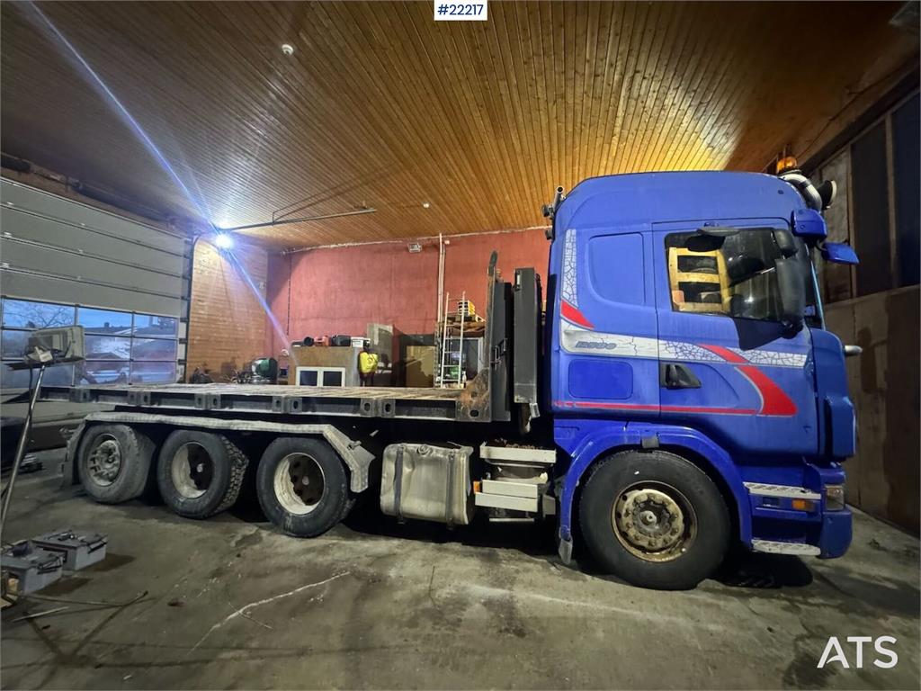 Scania R580 snow-prepared tridem hook loader with Joab ho 2005 22217 R580 snow-prepared tridem hook loader with Joab ho 20...