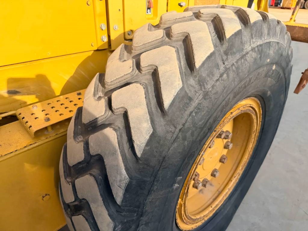 CAT 140M2 2013 209717 140M2 2013 1 Motor graders image 12