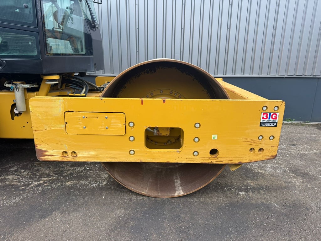 Caterpillar CS64B 2018 00033742 CS64B 2018 1 image 10