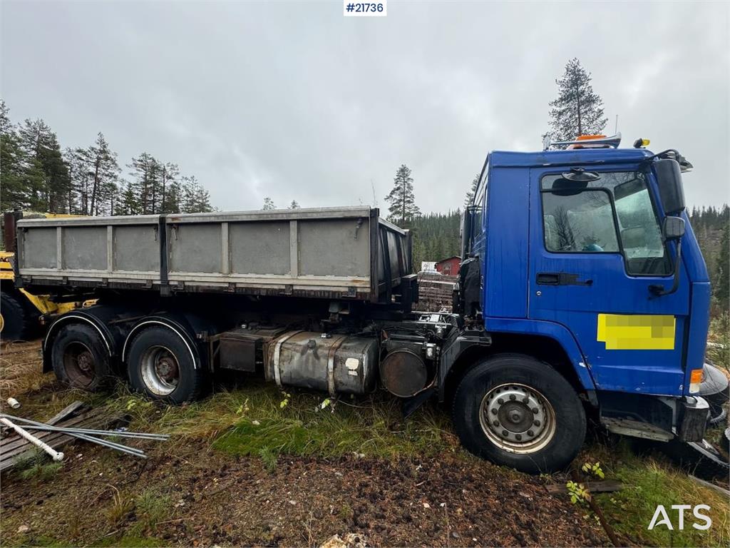 Volvo FL12 with 22 t/m Palfinger Crane, Timber Platform, 1996 21736 FL12 with 22 t/m Palfinger Crane, Timber Platform, 199...