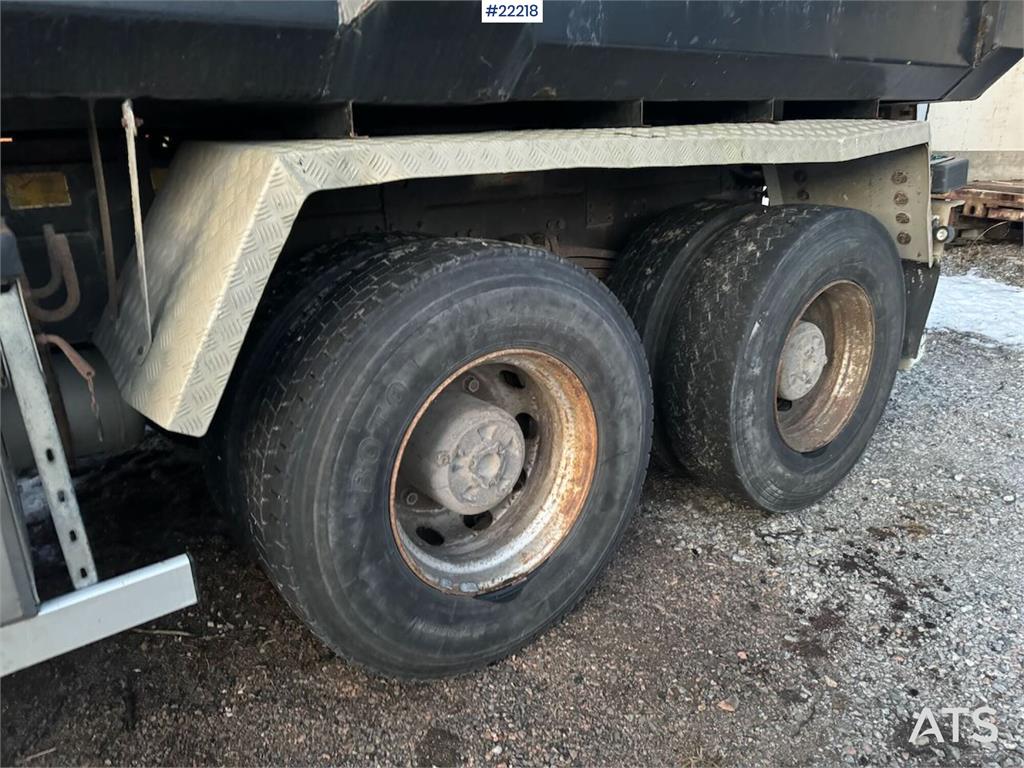 Scania R560 6x4 snow-prepared tipper truck 2007 22218 R560 6x4 snow-prepared tipper truck 2007 1 Tipper trucks image 11