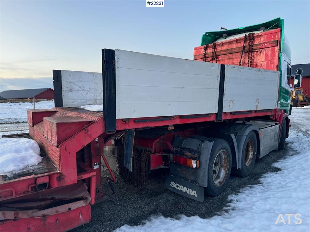Istrail machine semi-trailer with hydraulic loading ramps 2007 22231 Istrail machine semi-trailer with hydraulic loading r...