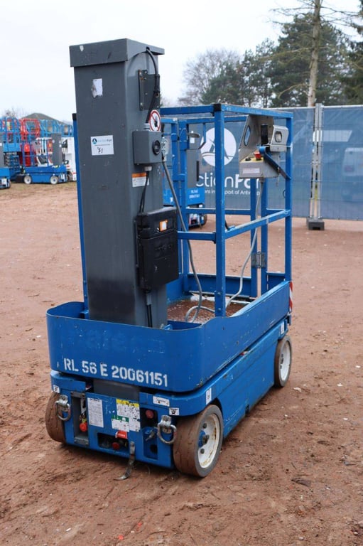 Skyjack SJ12 Electric Mast Lift 5.6m 2015 2015 SJ12 2015 1 image 6