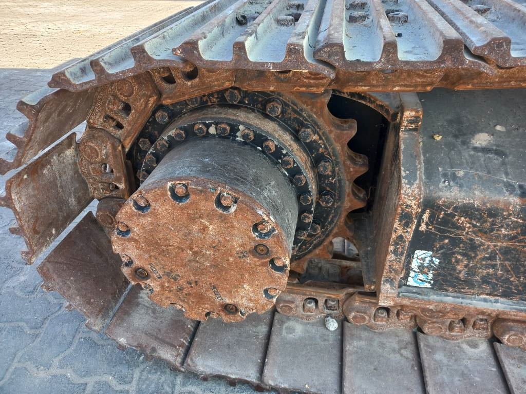 Hitachi ZX220LC (Abu Dhabi) 2021 ETR-1161 ZX220LC (Abu Dhabi) 2021 1 Crawler Excavators image 10