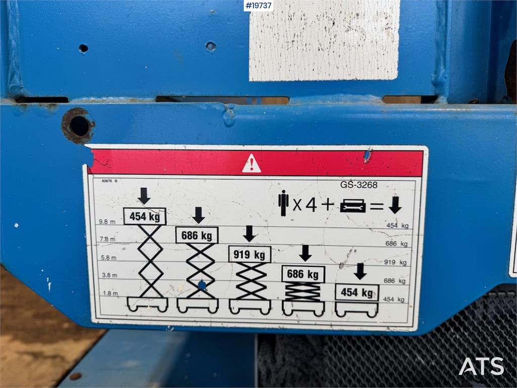 Genie GS3268 Scissor Lift. 1010 hours! 2008 19737 GS3268 Scissor Lift. 1010 hours! 2008 1 image 11
