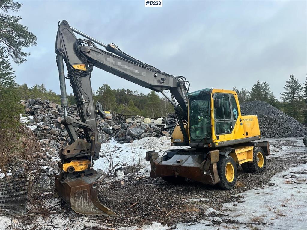 Volvo EW160B Wheel excavator w/ Rototilt, 1 bucket and s 2003 17223 EW160B Wheel excavator w/ Rototilt, 1 bucket and s 200...