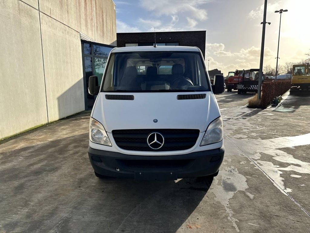 Mercedes-Benz SPRINTER 309CDI Diesel 66kW 2006 Van 2006 SPRINTER 309CDI 2006 1 image 2