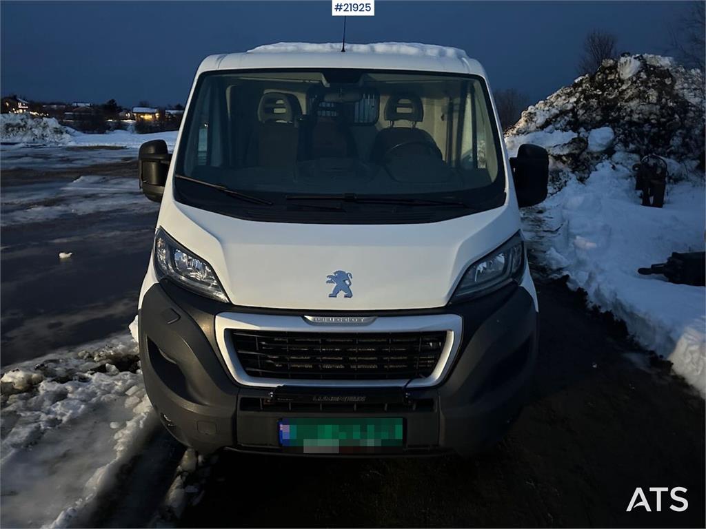 Peugeot Boxer 2017 21925 Peugeot 2017 1 Closed vans image 24
