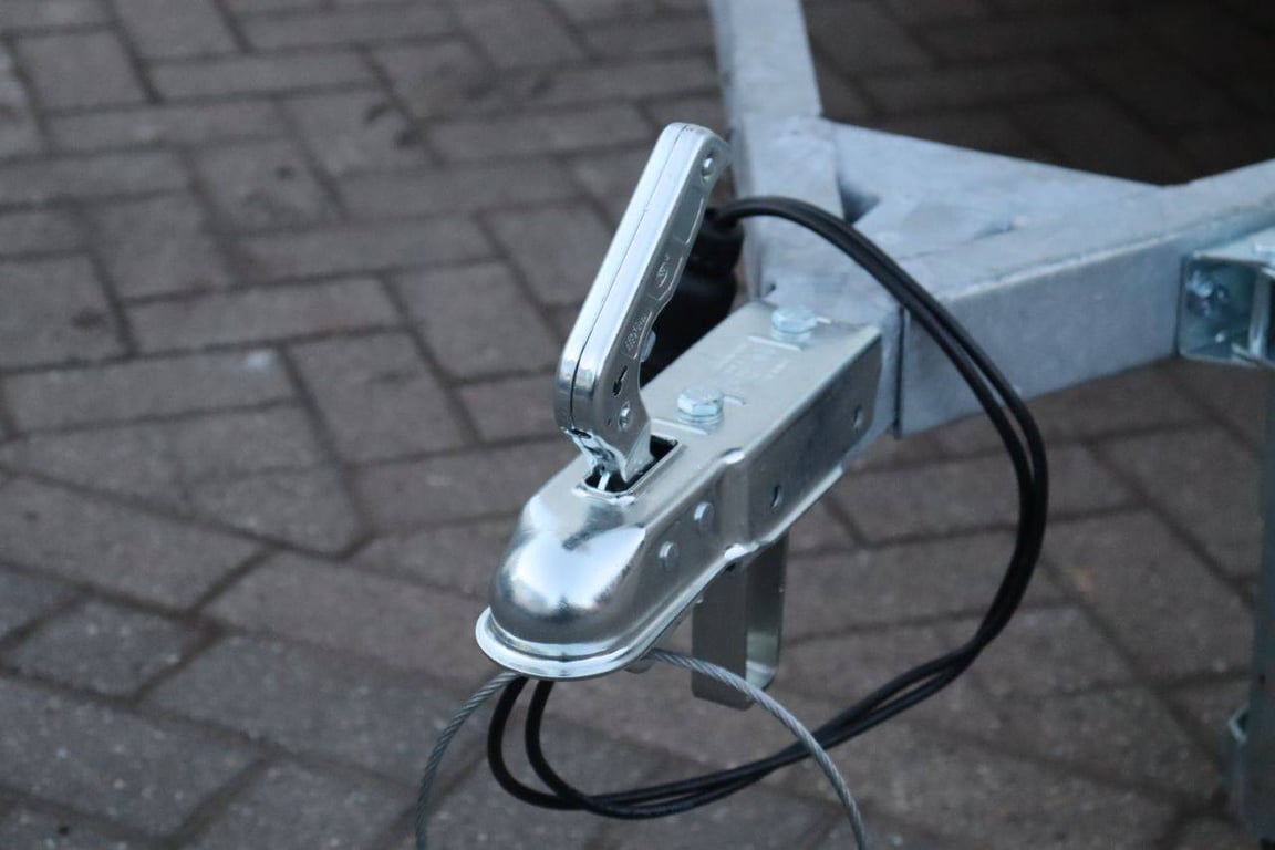 Closed refrigerated trailer 300x150cm 2025 New 2025 VDM trailers e4*2018/858*00010 2025 0 image 11