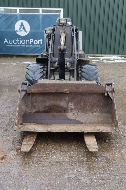 Wheel loader Weidemann 2002 Diesel Weidemann 2002 1 image 8