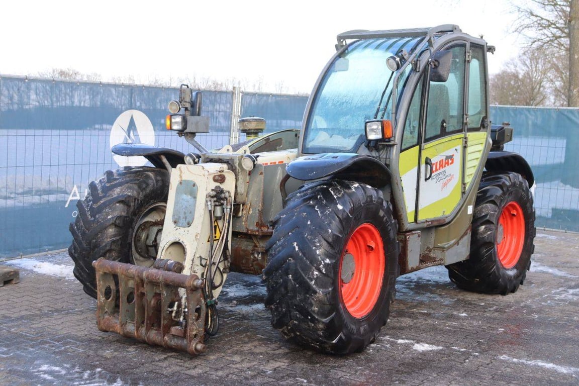 Telehandler Claas SCORPION 7040 Diesel 88kW 4000kg 7m 2010 2010 SCORPION 7040 2010 1 image 9