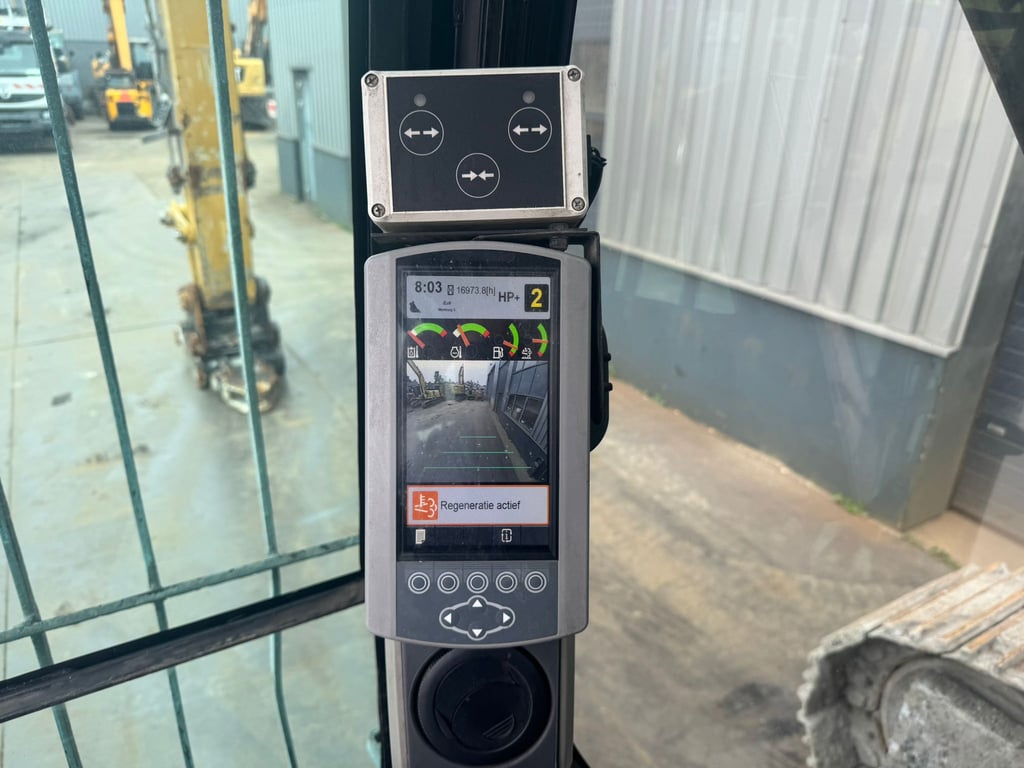 Caterpillar 336FL Tracked material handler 2015 00033611 336FL Tracked material handler 2015 1 image 13