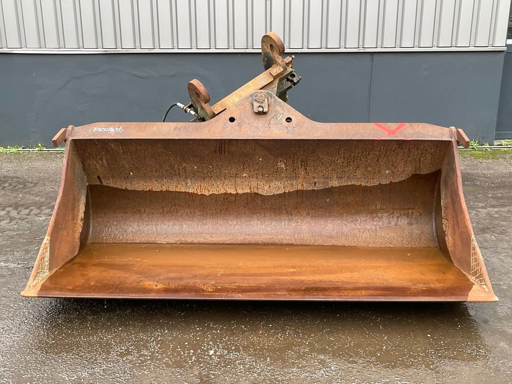 Verachtert tilting bucket CW-40 bucket witdh: 2400mm 70001956 Verachtert tilting bucket CW-40 bucket witdh: 2400mm 1 image 8