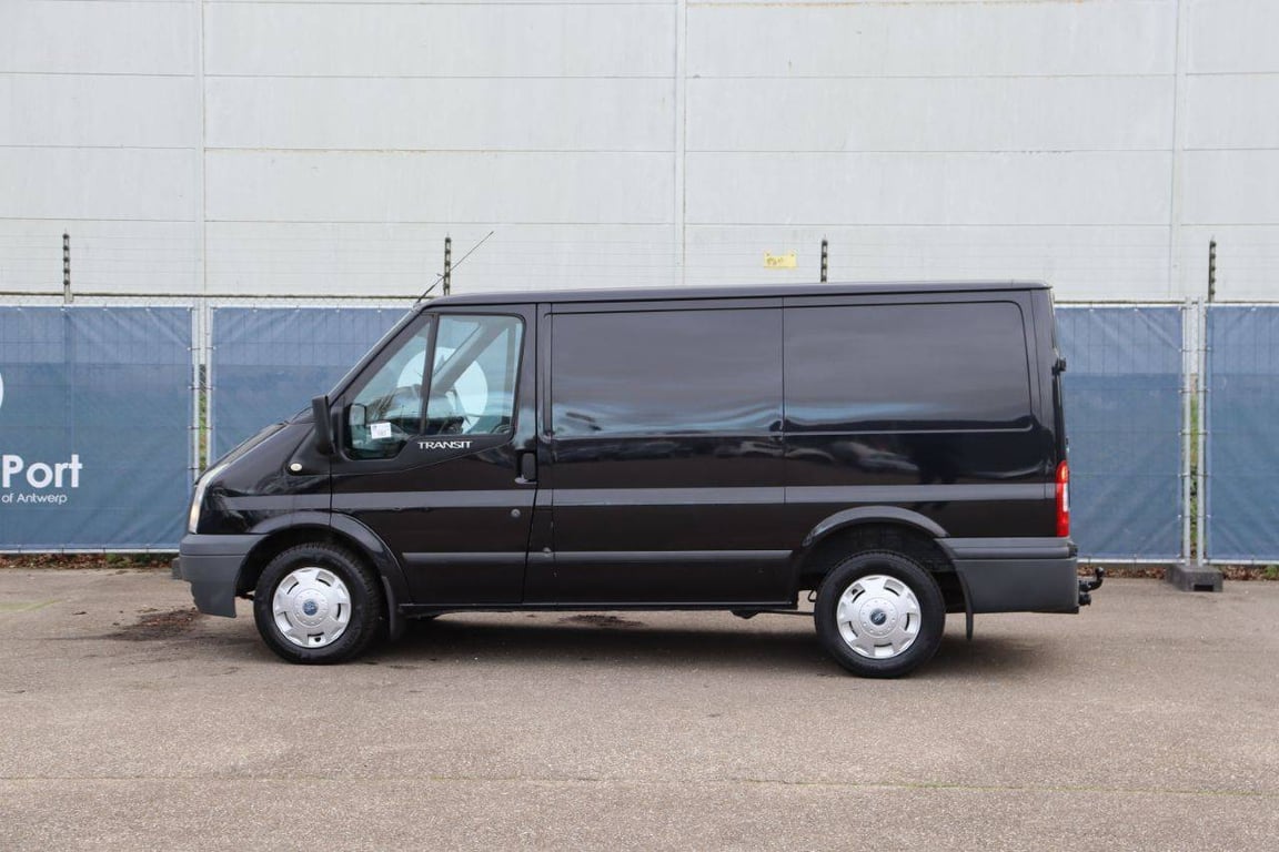 Ford TRANSIT 260S VAN 85DPF LR 4.23 Diesel 2010 2010 TRANSIT 260S VAN 85DPF LR 4.23 2010 1 image 3