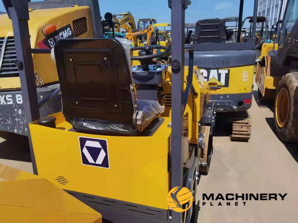 XCMG YZC3 Road Roller Used Good Condition For Sale YZC3 2018 1 image 2