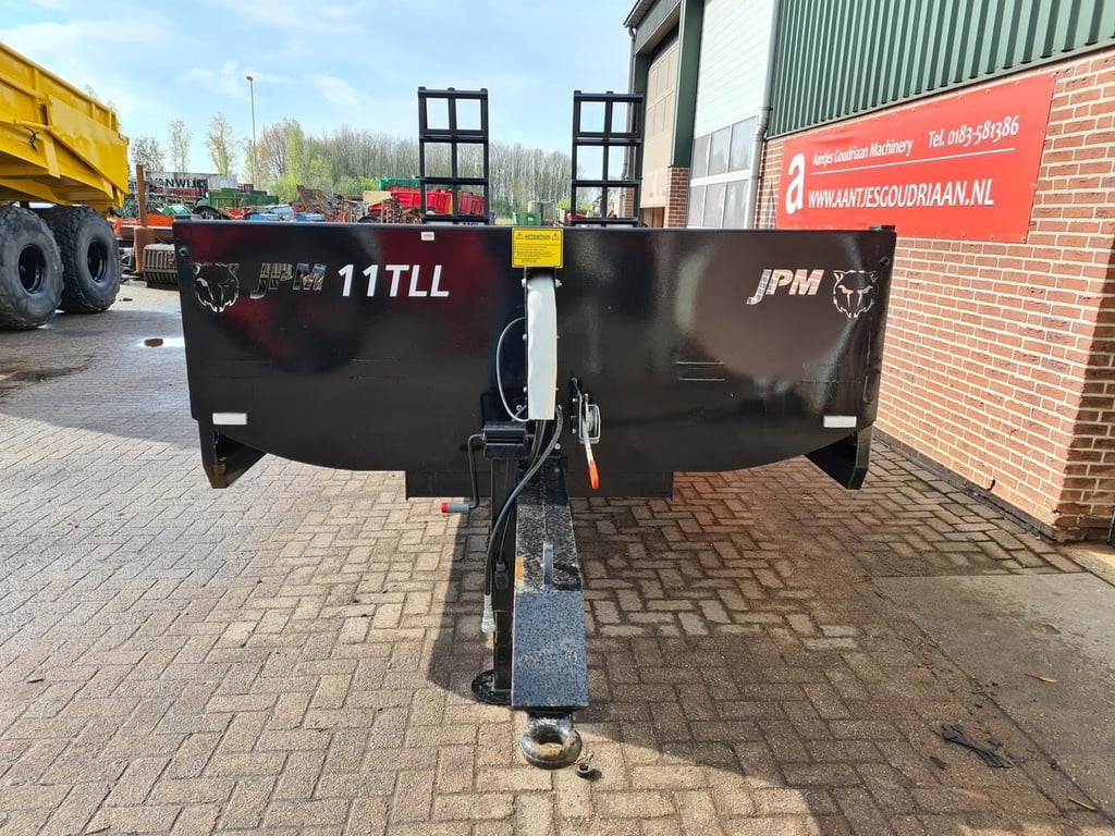 Heavy machinery product image - Image 5 of 13