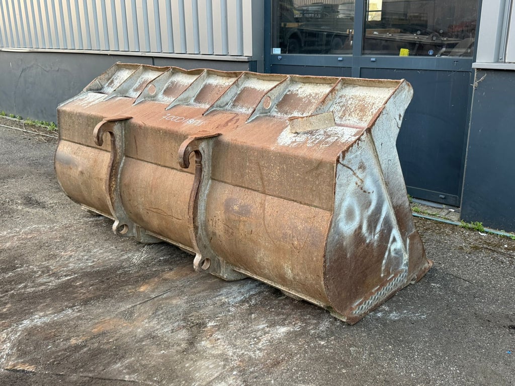 Heavy machinery product image - Image 5 of 9