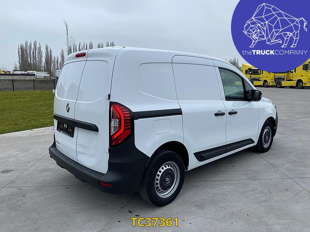 Renault Kangoo 1.5 DCI 2023 TC37361 Renault Kangoo 1.5 DCI 2023 1 image 6