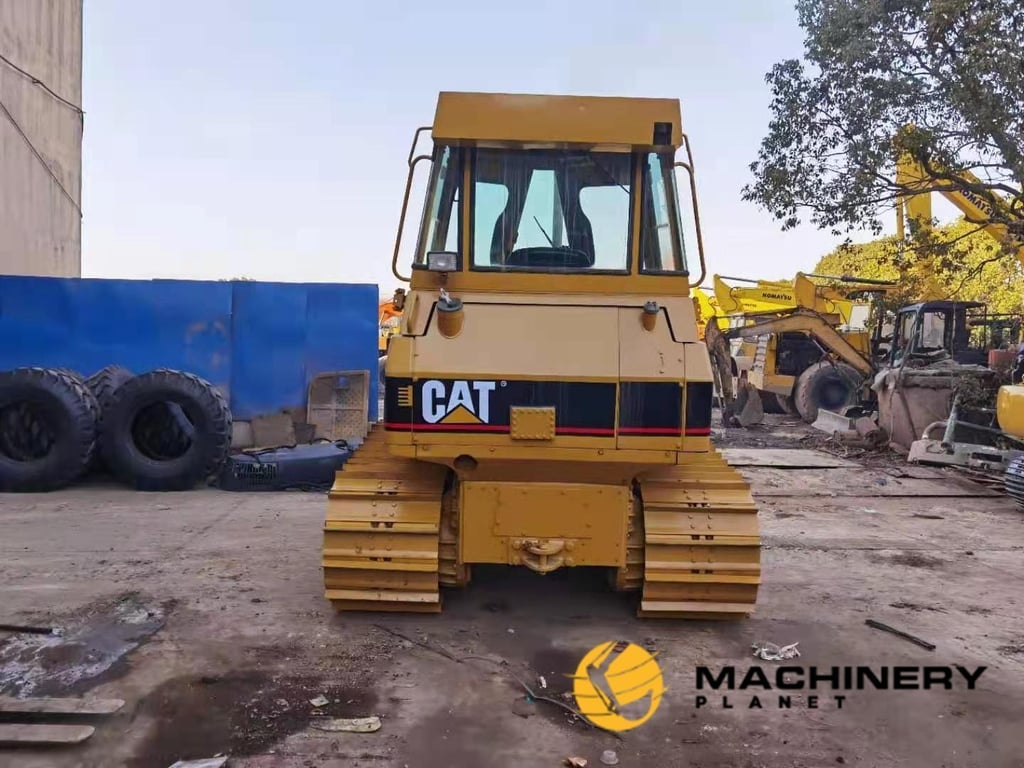 D4G Caterpillar Used Bulldozer good price D4G 2017 1 Dozers image 7