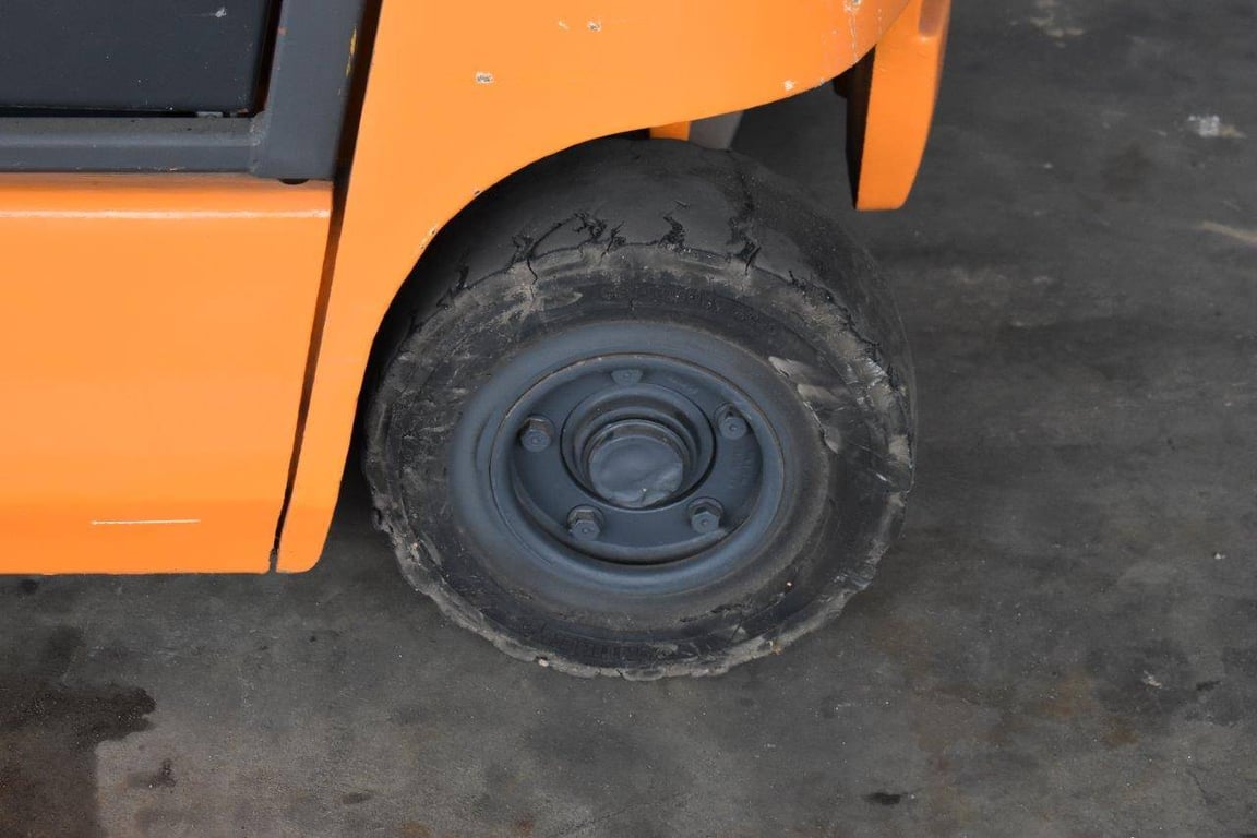 Forklift Still R20-20p Electric 2000kg 2006 Still R20-20p 2006 1 Forklift image 13
