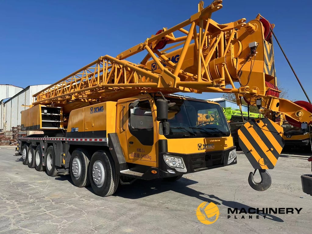 XCMG QY100 Crane 100 Tons Used Good Condition For Sale QY70K 2019 1 Mobile Cranes image 2