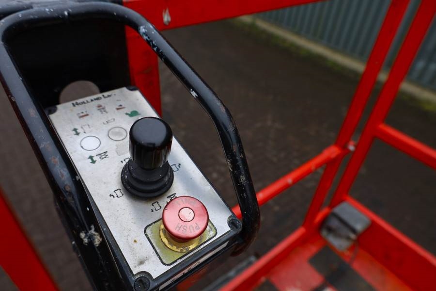 Holland Lift Ecostar HL-7814 Electric, 10m Working Height, 450k 2010 HOLLAND LIFT - Ecostar HL-7814 - 63501 Holland lift E...