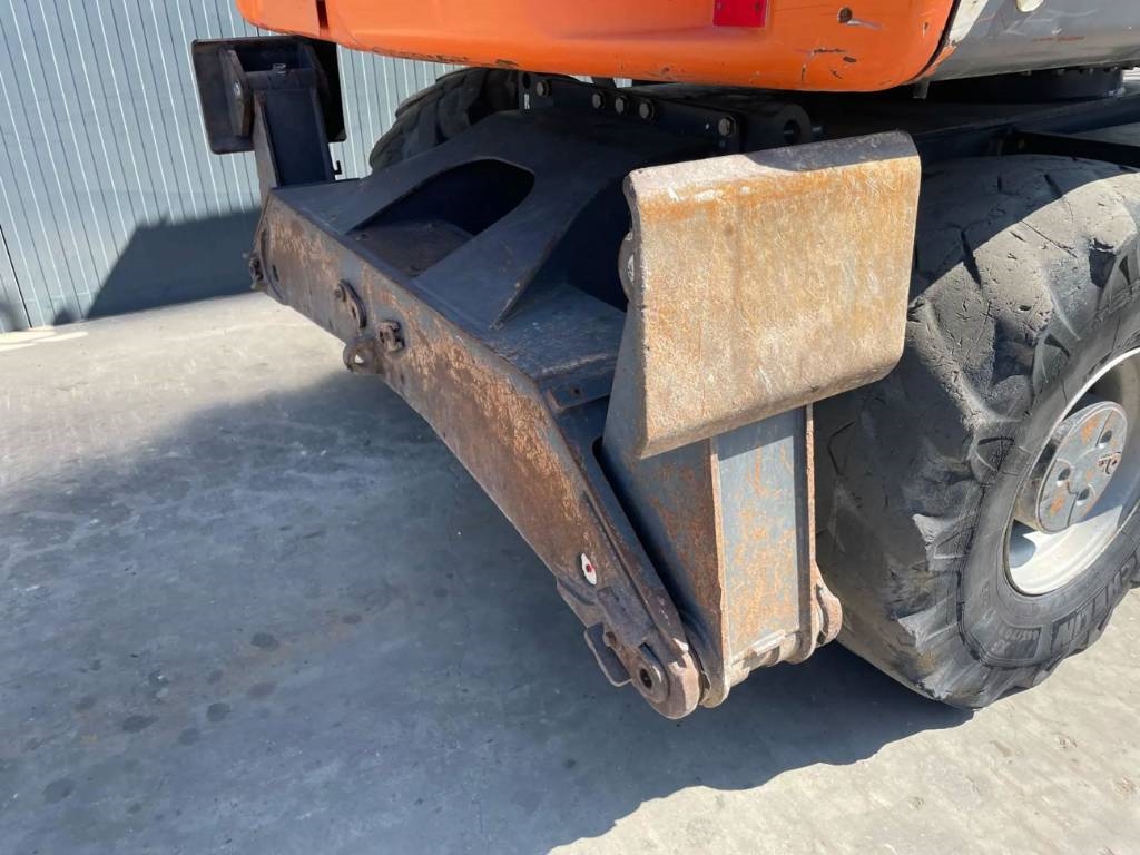 Heavy machinery product image - Image 8 of 15