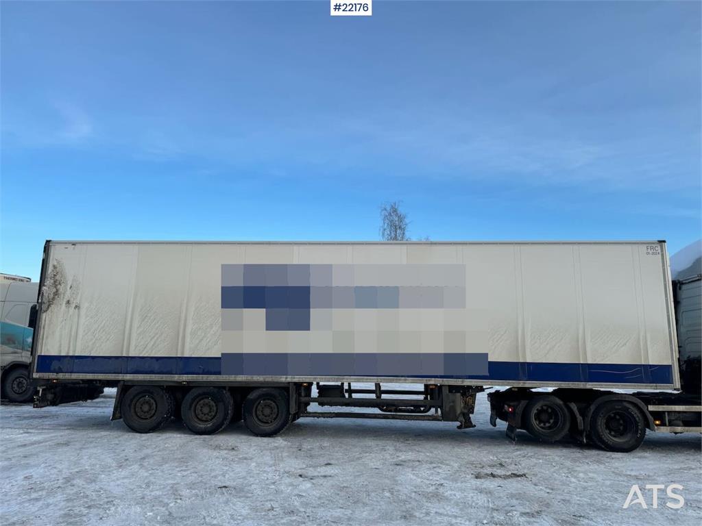 Schmitz Cargobull box semi-trailer with Thermo King unit – only 2,97 2018 22176 Schmitz Cargobull box semi-trailer with Th...