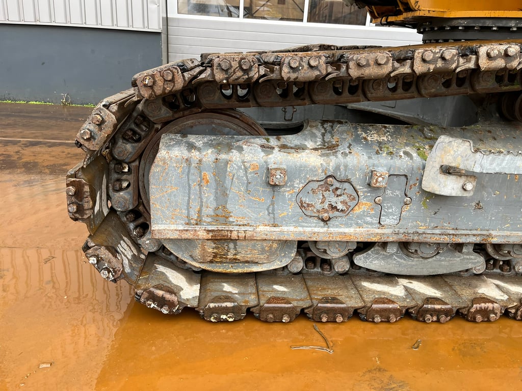 Liebherr R317 Litronic Material Handler 2011 00031683 R317 Litronic Material Handler 2011 1 image 14