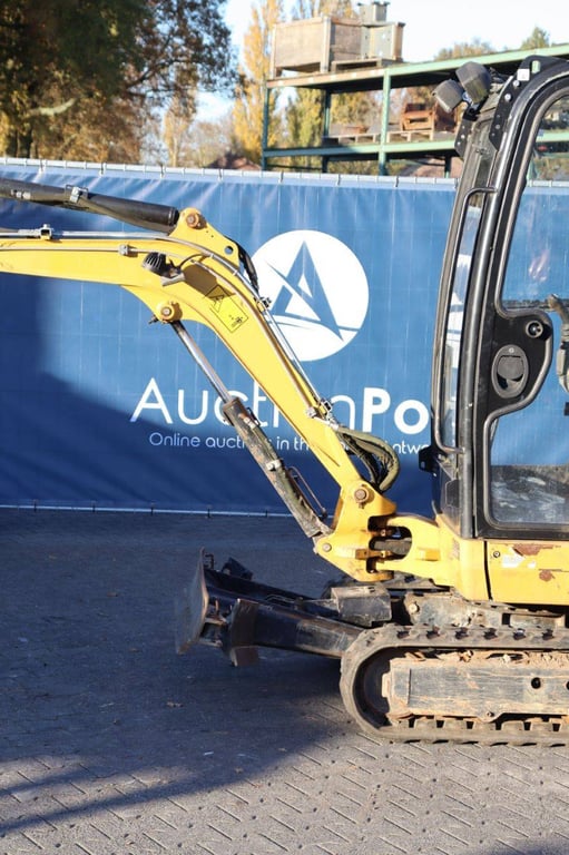 Rupsgraafmachine Caterpillar 301.7D Diesel 2018 2018 301.7D 2018 1 Crawler Excavators image 11