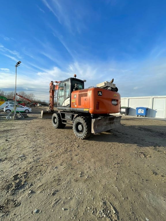 Heavy machinery product image - Image 4 of 15