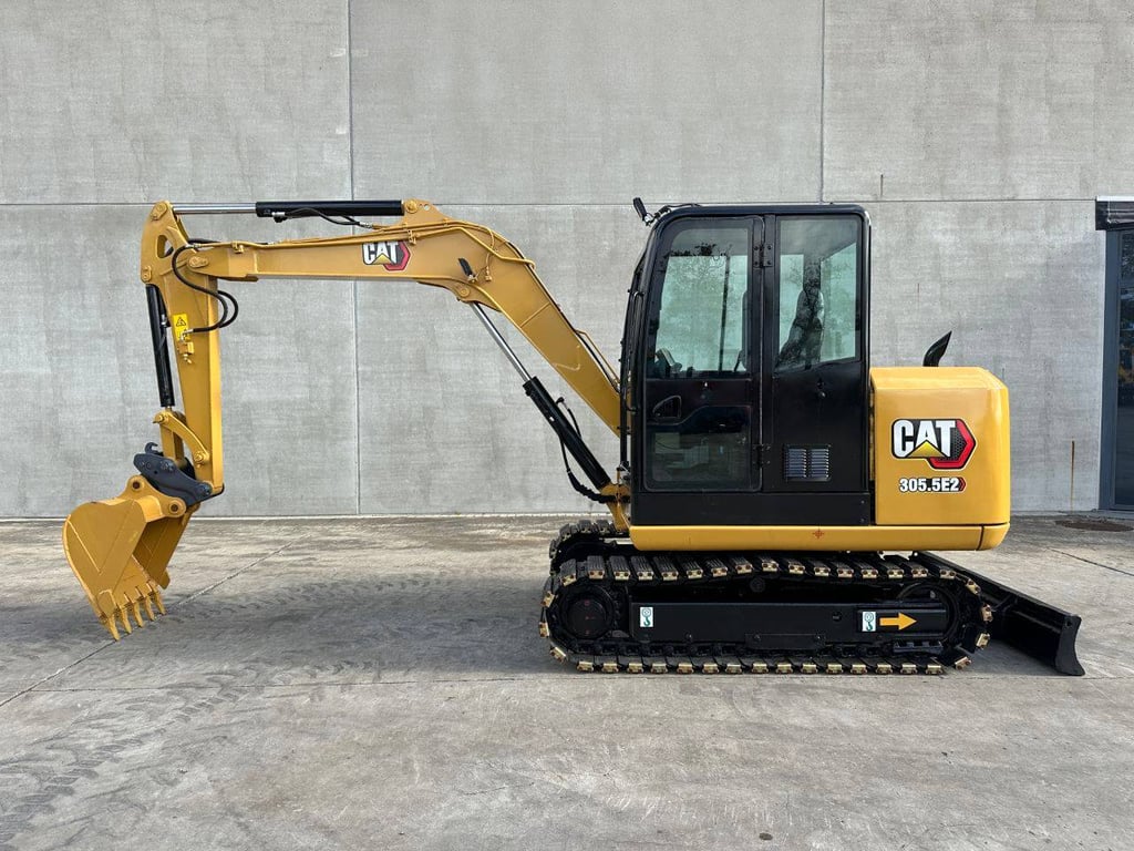 Crawler excavator Caterpillar 305.5E2 Diesel 2017 2017 305.5E2 2017 1 Crawler Excavators image 7