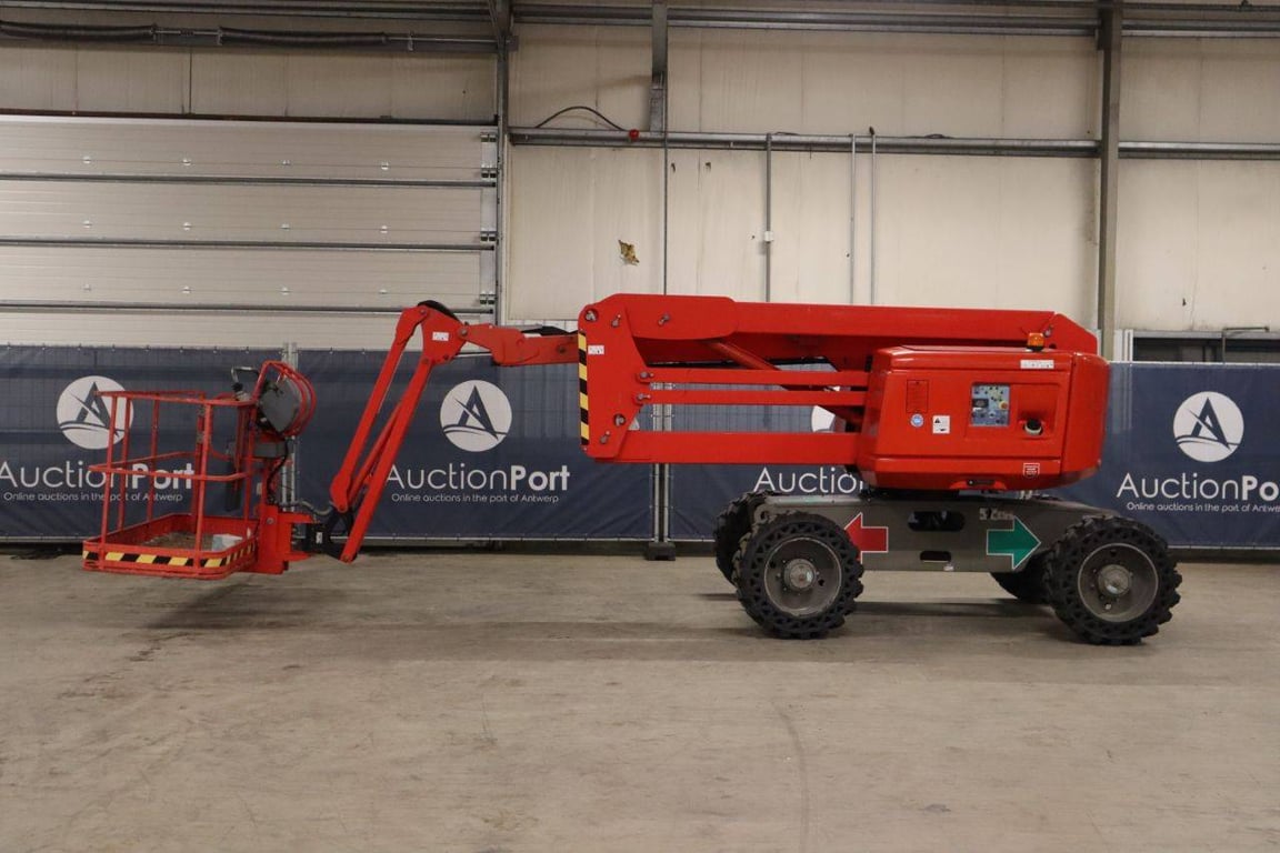 Haulotte HA16 RTJ PRO 4WD Diesel 16m Articulated Boom Lift 2015 2016 HA16 RTJ PRO 2016 1 image 2