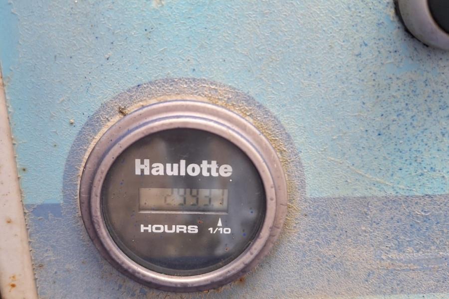 Haulotte H12SXL Diesel, 4x4 Drive, 12m Working Height, 700k 2008 HAULOTTE - H12SXL - 90367 H12SXL Diesel, 4x4 Drive, 12m W...