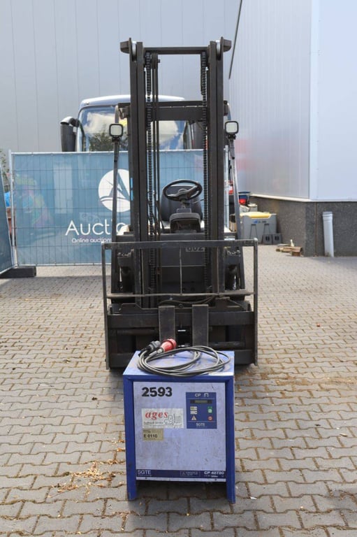 Forklift TCM FB25-6 Electric 2500kg 4.1m 2000 2000 FB25-6 2000 1 Forklift image 9