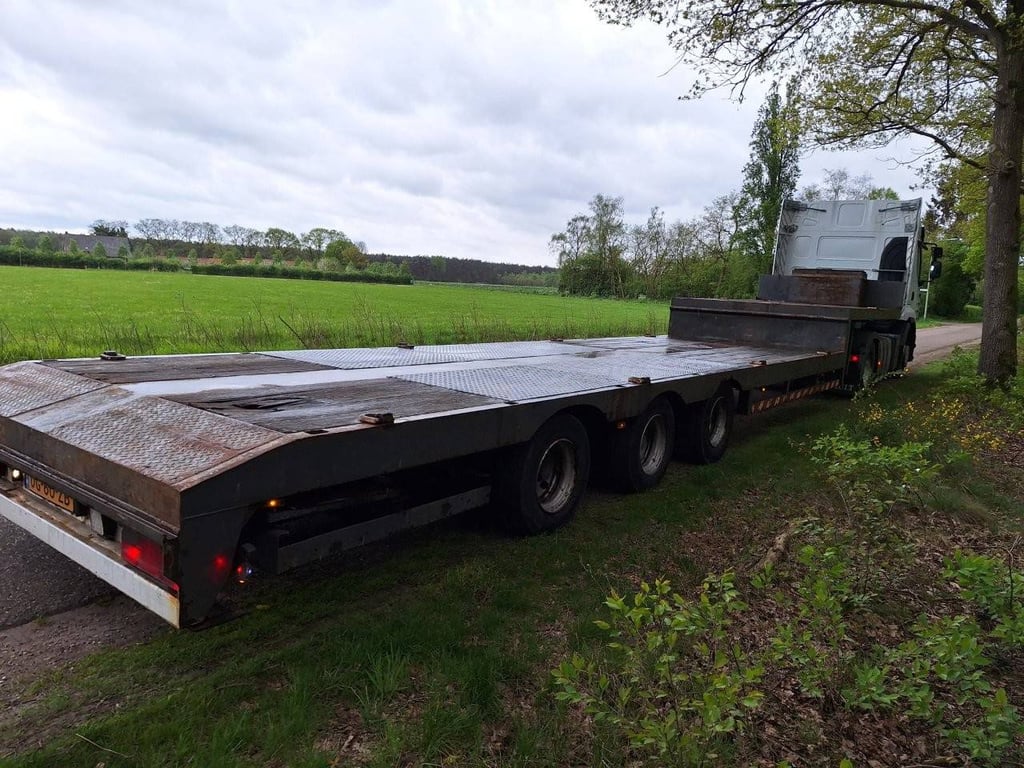 Semi-Low Loader Lintrailers 3 LSDU 18-27 2002 2002 Lintrailers 3 LSDU 18-27 2002 1 image 11