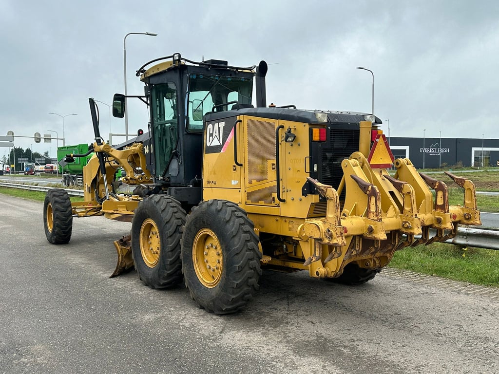 Caterpillar 140M Ripper + Pushblock 2008 00032955 140M Ripper + Pushblock 2008 1 image 3