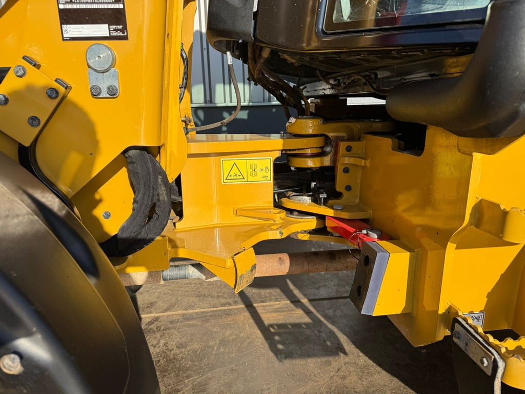Caterpillar 908 2023 00033589 908 2023 1 image 13